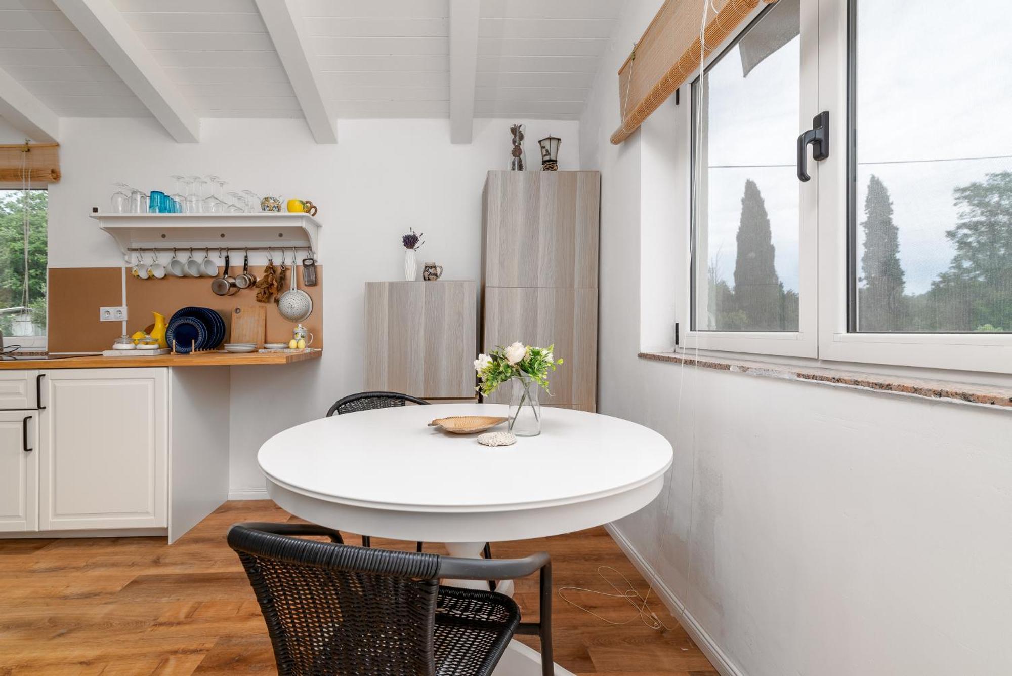 With A Parking Space - 22740 Rovinj